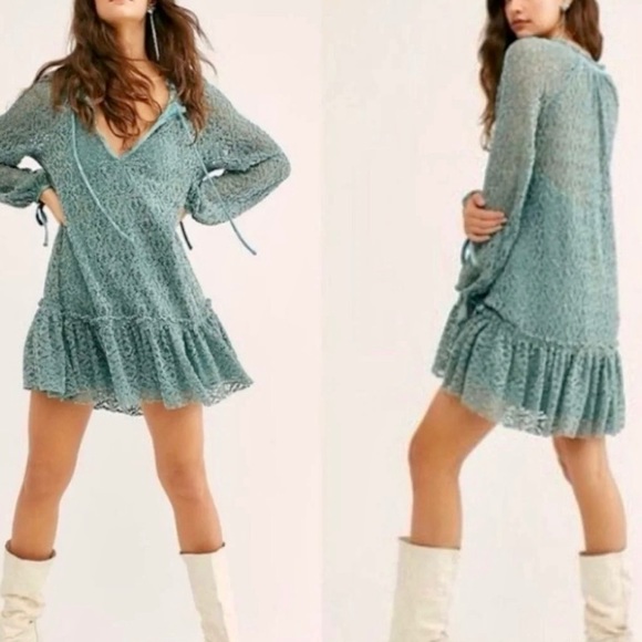 Free People Dresses & Skirts - NWT” Free People” Teal lace Tunic